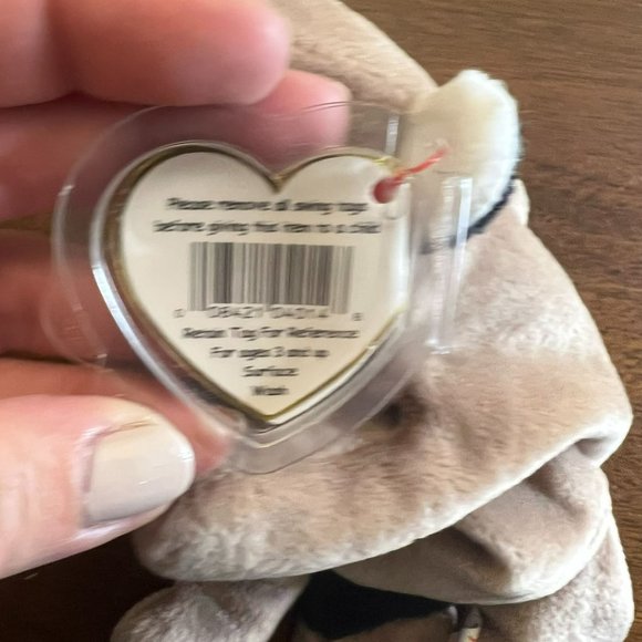 Ringo the Raccoon Ty Beanie Baby -  Style Number #4014 - Picture 4 of 6